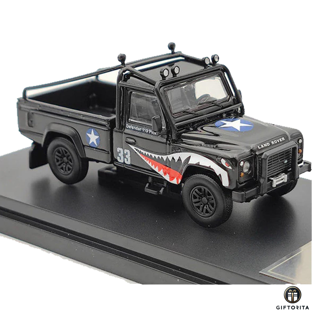 MASTER 1:64 Die Cast (P00078) – Land Rover Defender 110 Black