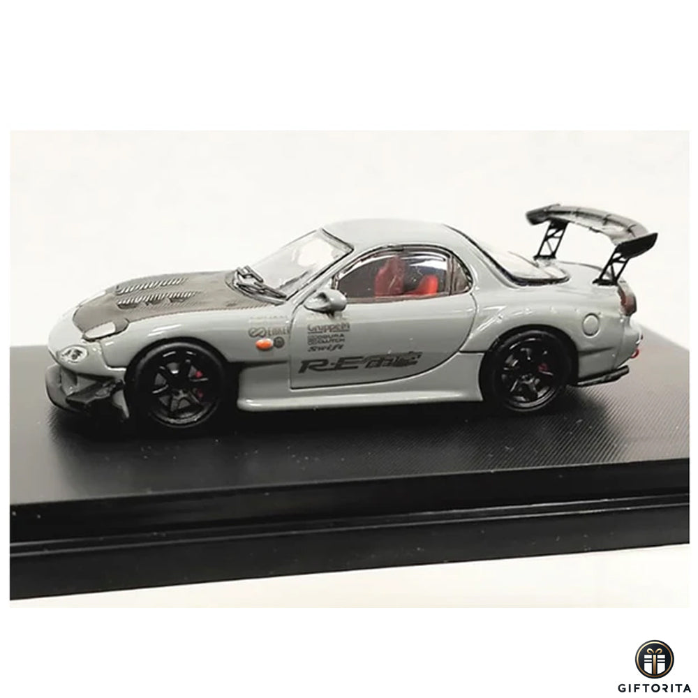 MASTER 1:64 Die Cast (P00078) – Mazda RX-7