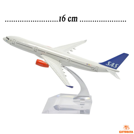 Plane (P01123) - Die Cast # B-16cm – Scandinavian Airlince