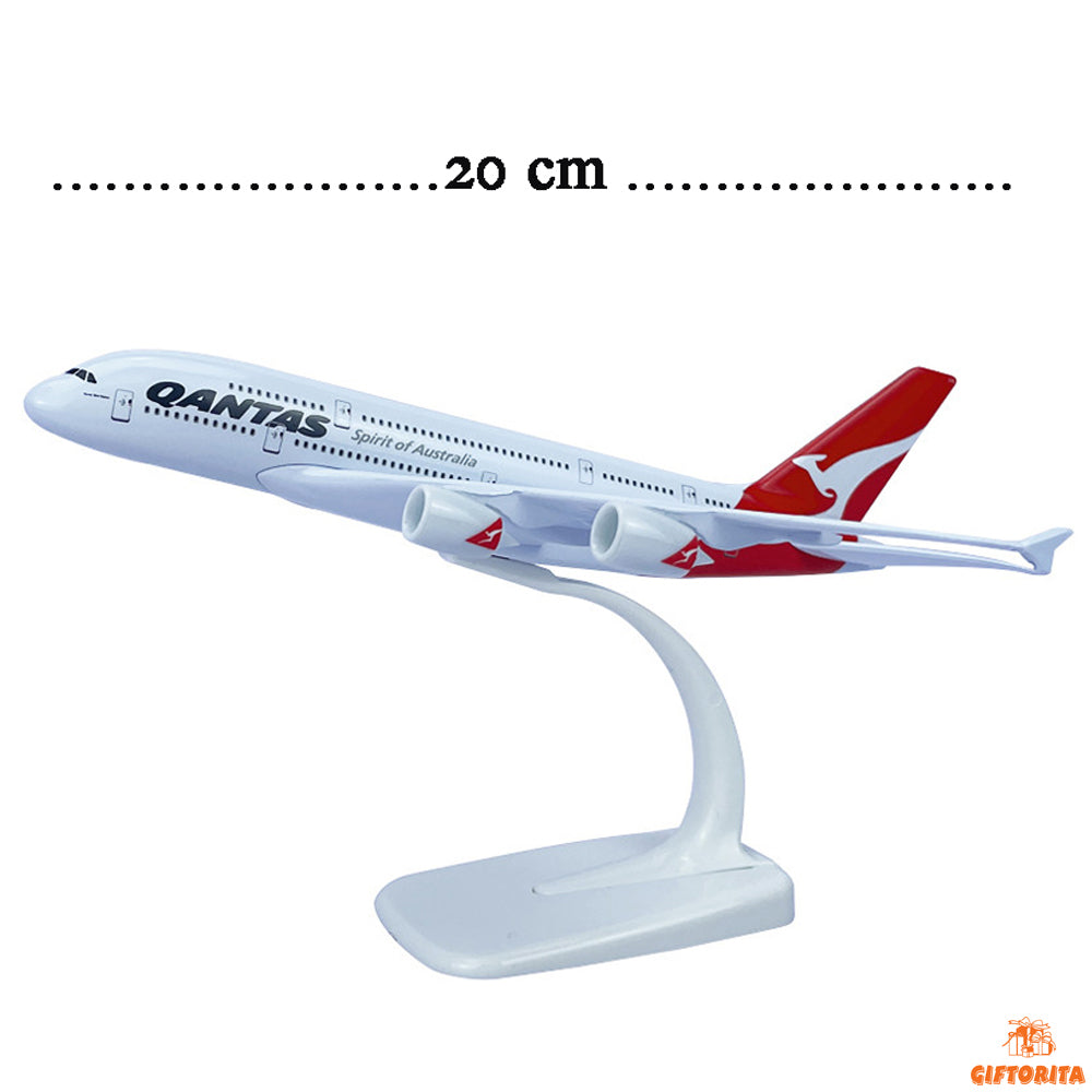 Plane (P01124) - Die Cast # B-20cm – QANTAS