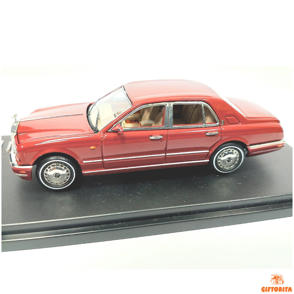 GFCC 1:64 Die Cast (P00090) – 1998 Rolls Royce Silver Seraph (RED)