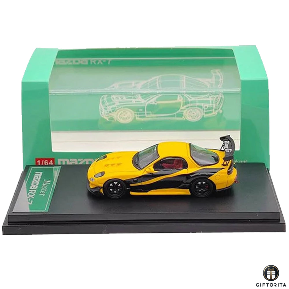 MASTER 1:64 Die Cast (P00078) – Mazda RX-7 (Yellow – lines)