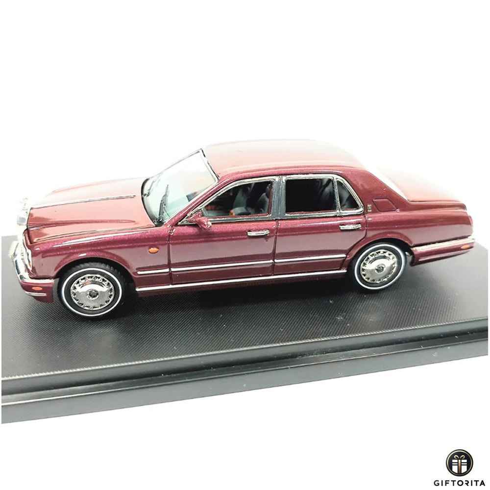 GFCC 1:64 Die Cast (P00090) – 1998 Rolls Royce Silver Seraph (MAROON)