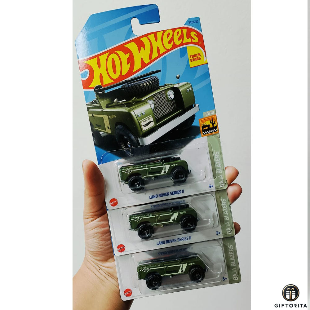 Hot Wheels Regular Set of 3 Car # 32 - Land Rover Series II