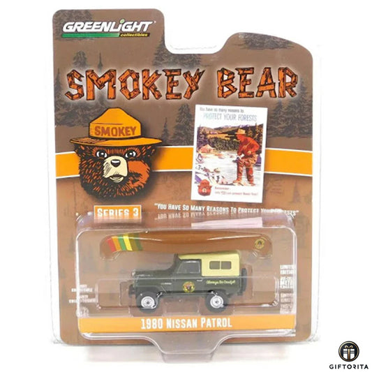 Greenlight Die Cast 1:64 (P00981) – Smokey Bear – 1980 Nissan Patrol – Series 3