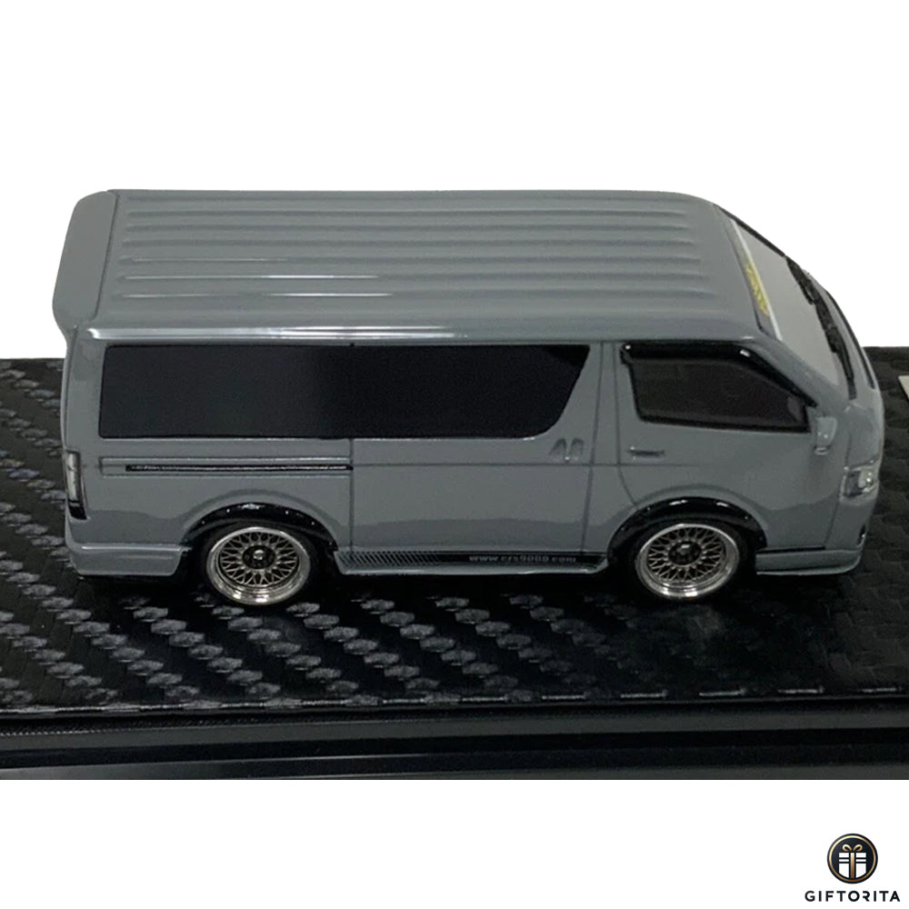 Error 1:64 Die Cast (P00099) – Essex Hiace – 2021