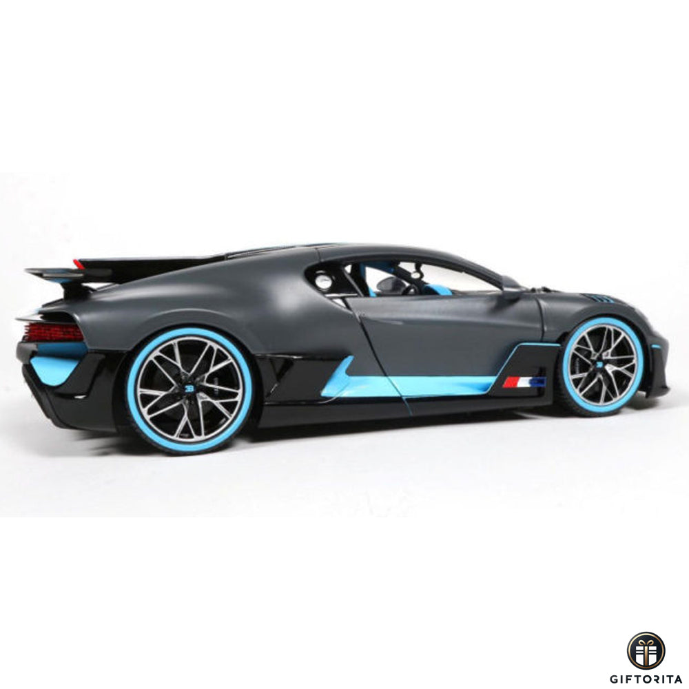 Die Cast 1:18 - Bburago - Bugatti Divo (P01663)