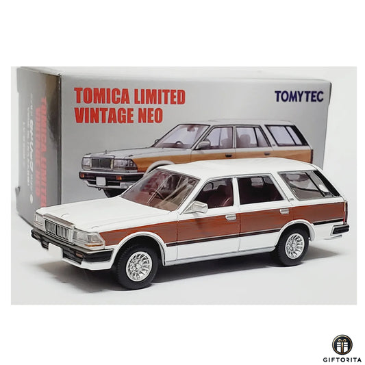 Tomica Limited Vintage 1:64 Die Cast # 209c - Nissan Cedric Wagon V20E GL
